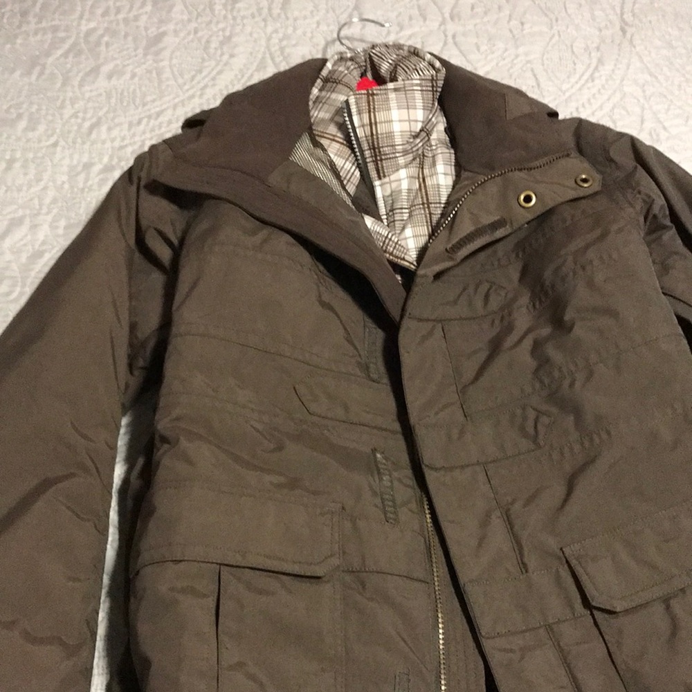 North Face coat with zip out liner size medium